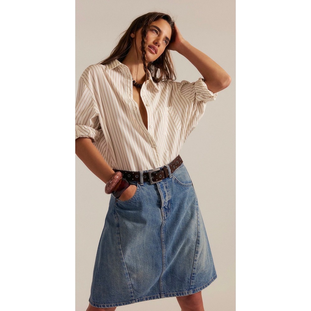 Free People We The Free Yoko Pleated Denim Skirt Imagine Blue size 25 NWT $128
